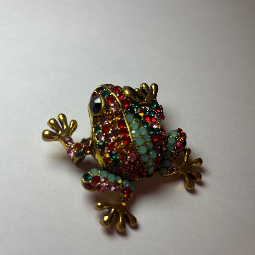 Colorful Rhinestone Frog Brooch - Picture 4 of 7
